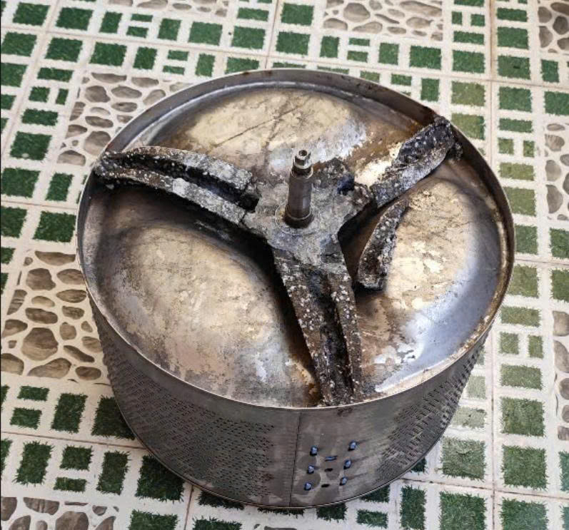 vệ sinh máy giặt cửa trên
